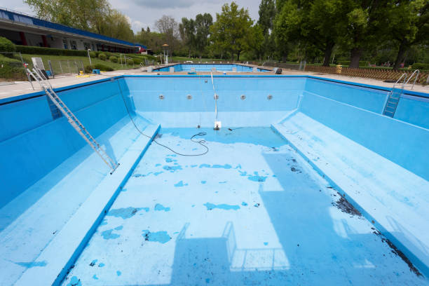 Best Water damage restoration services  in Tipton, MO